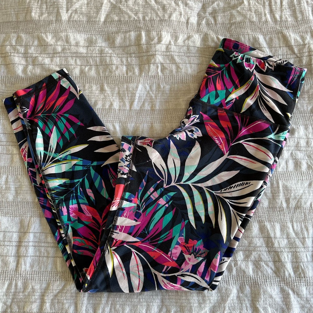Old Navy Elevate High Waisted 7/8 Pattern Legging - M